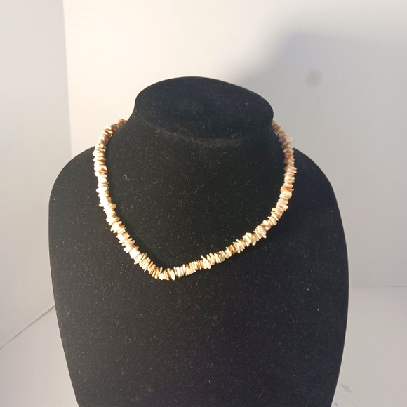Classic puka shell necklace women's jewelry 7"long - Picture 1 of 6